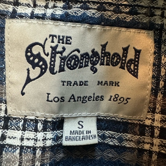 The Stronghold shirt - Picture 6 of 8